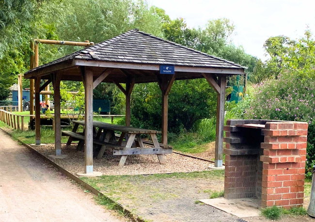 Willow BBQ (up to 15 guests)