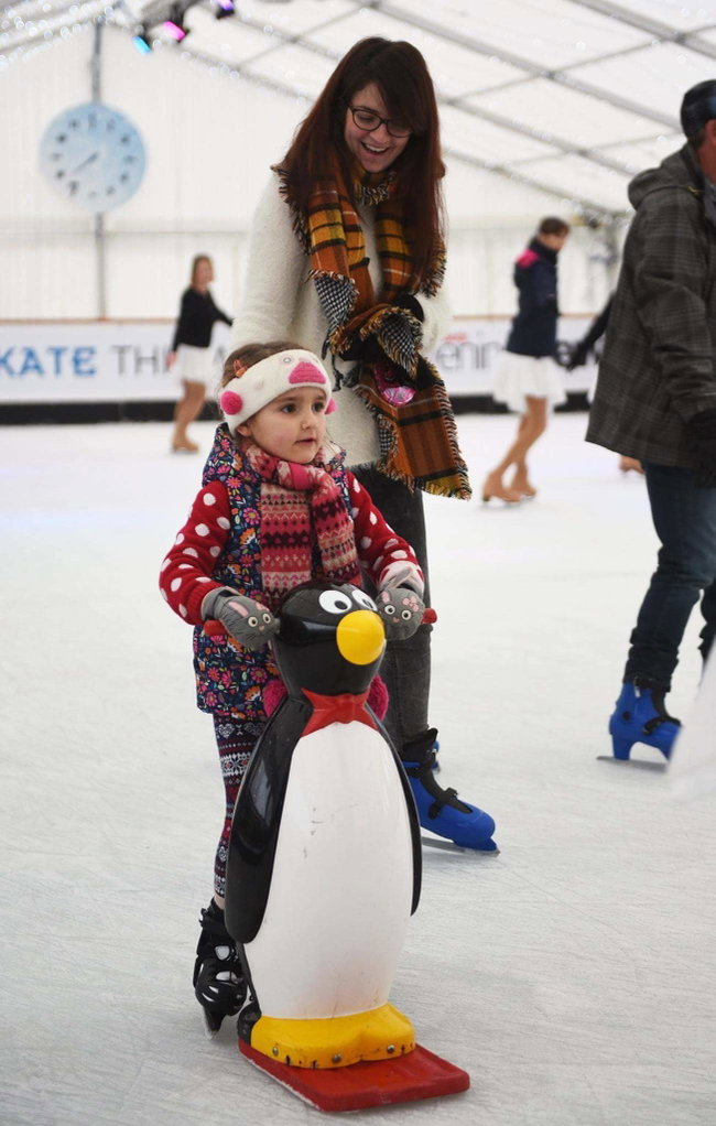 Parent & Toddler Skate - Mon, Tue, Thurs AM and Wed PM.