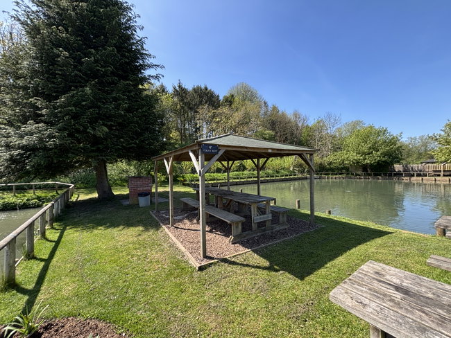 Colns Rest BBQ (up to 12 guests)