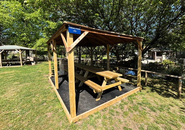 Pelican's Perch BBQ (up to 12 guests)