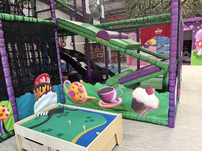 Play Session (weekends)