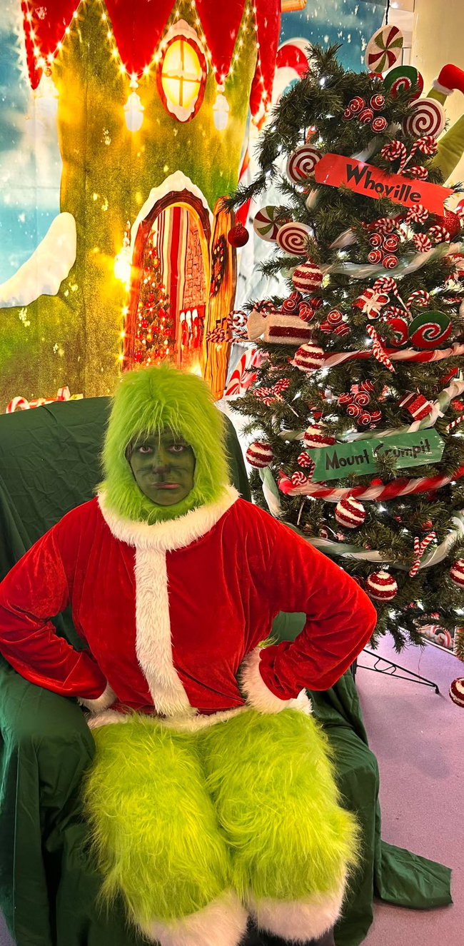Grinchmas Munch & Make