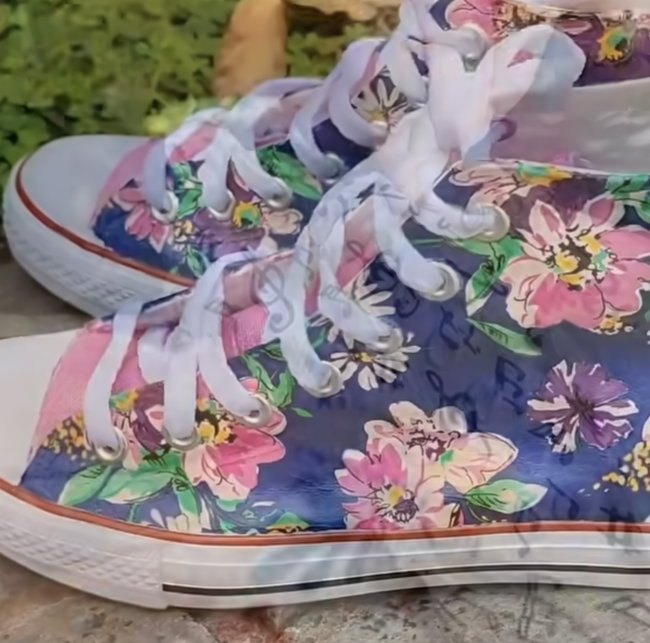 Decoupage Your Canvas Kicks Workshop at HQ