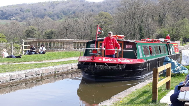 Barbara McLellan Charter: 5hrs to Dundas Aqueduct