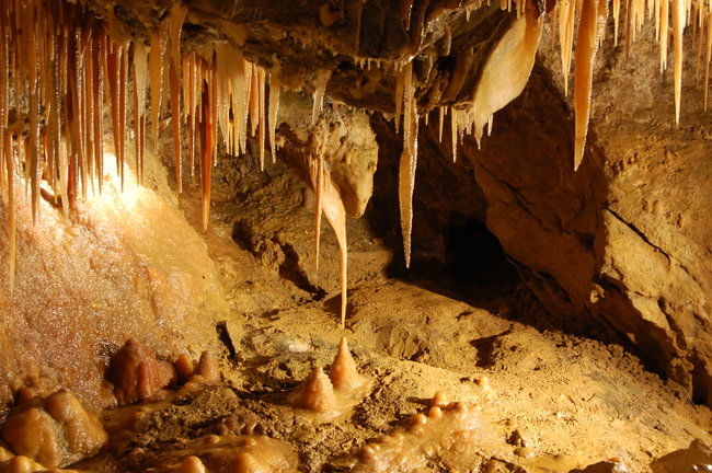Jewellery Making Experience and Treak Cliff Cavern Self-Guided Audio Tour