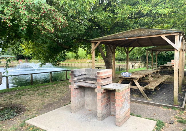 Heron BBQ (up to 12 guests)